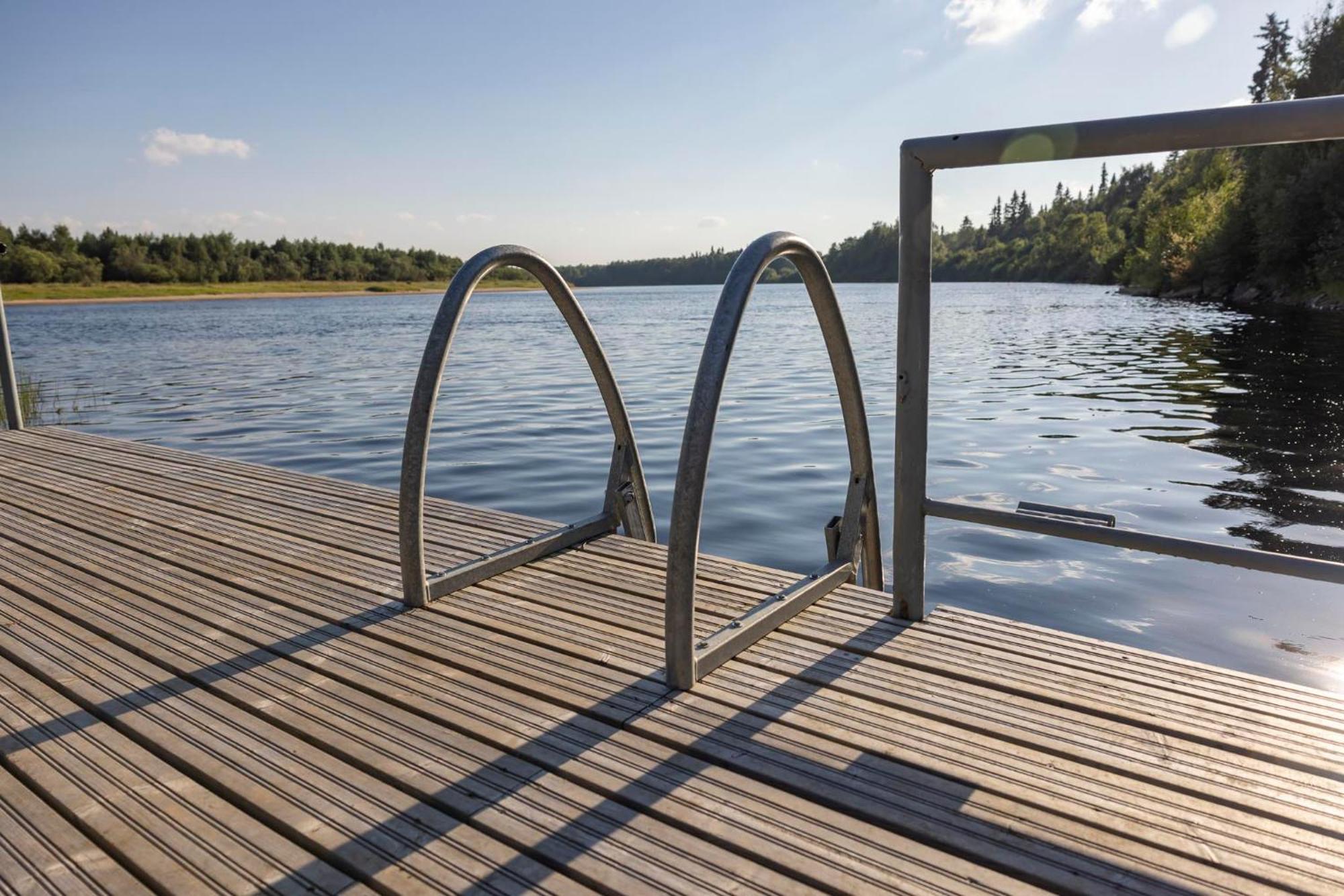 Arctic River Resort Ivalo Εξωτερικό φωτογραφία